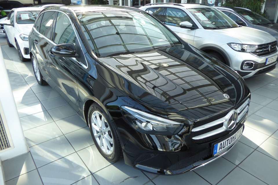 Mercedes-Benz B 180 - Imagem 2