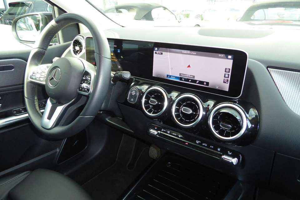 Mercedes-Benz B 180 - Imagem 7