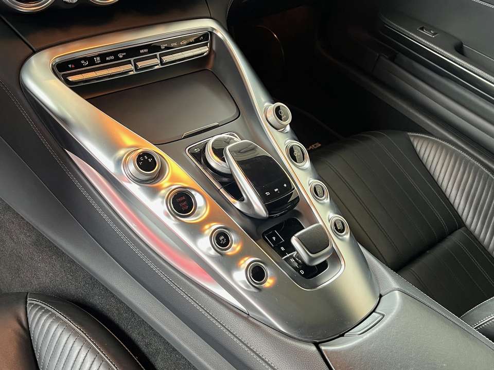 Mercedes-Benz AMG GT - Imagem 12