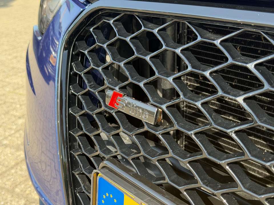 Car picture 18