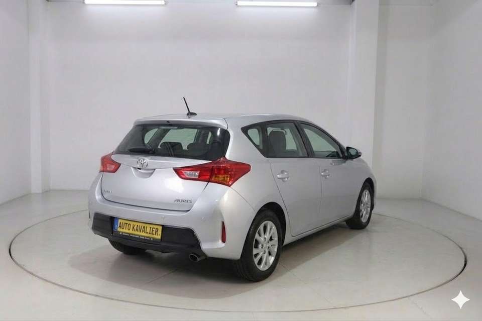 Toyota Auris - Imagem 4