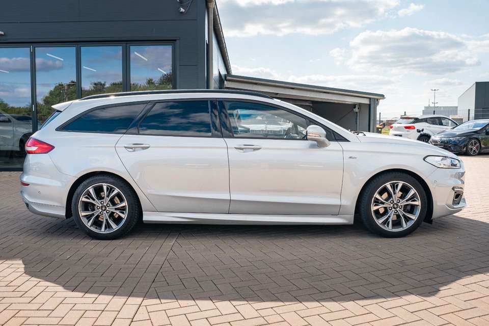 Ford Mondeo - Imagem 11