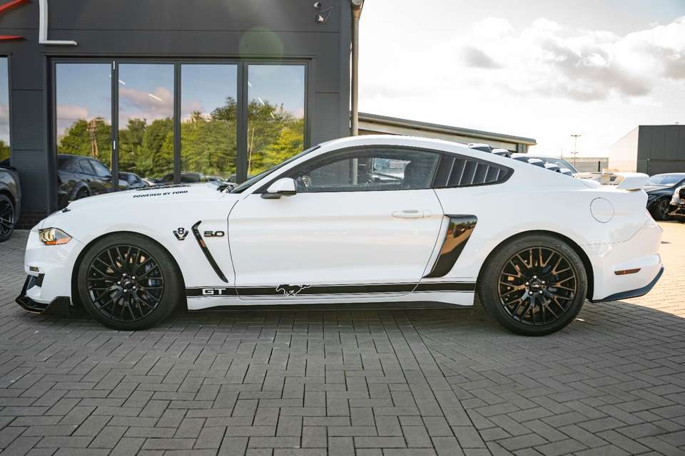 Car picture 11