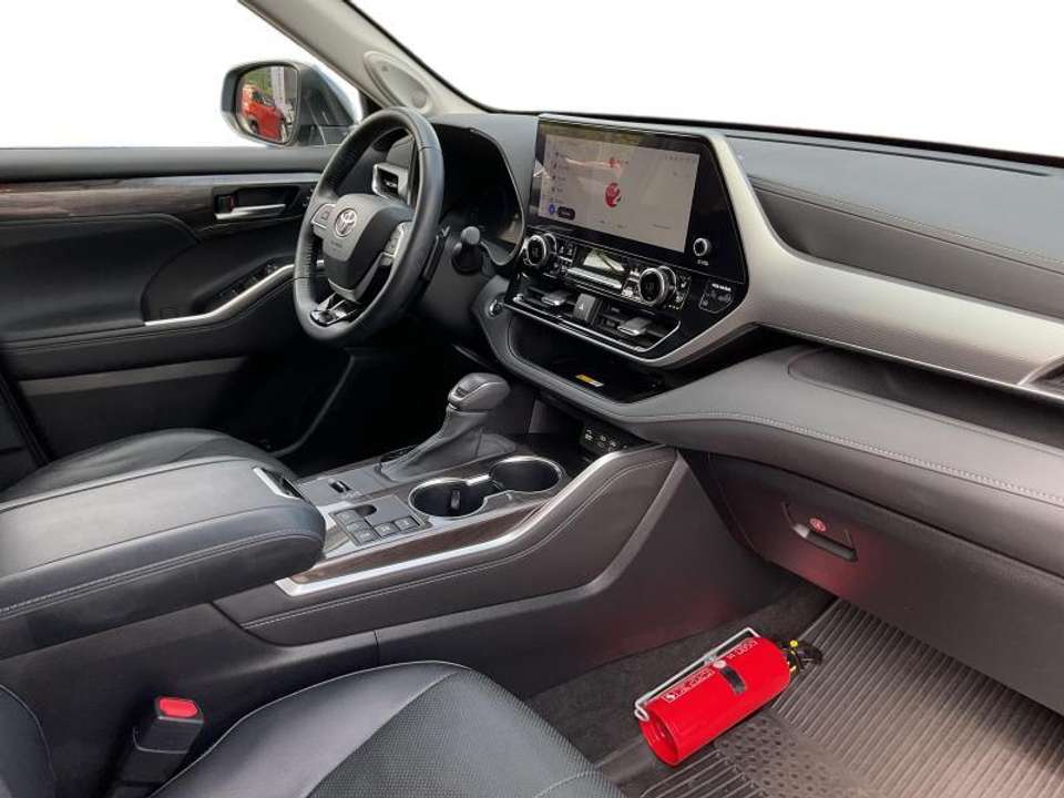 Car picture 5
