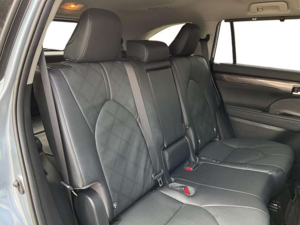 Car picture 11
