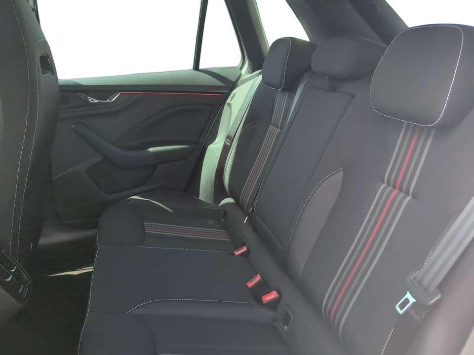 Car picture 9