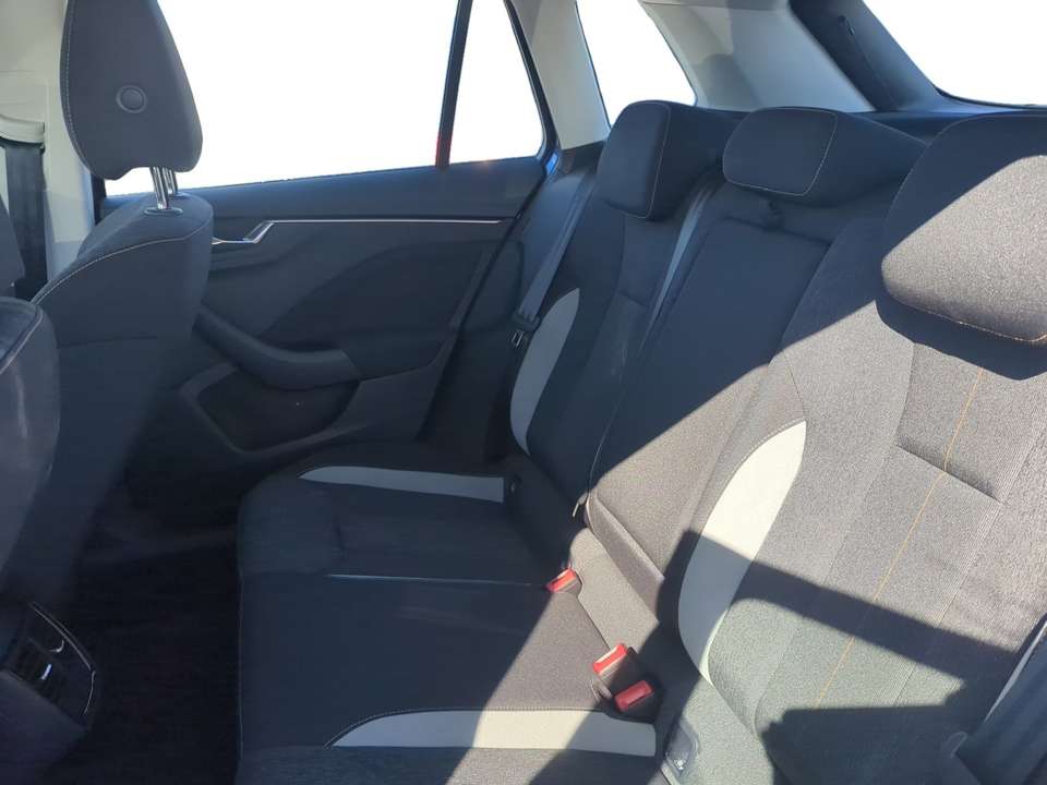 Car picture 9