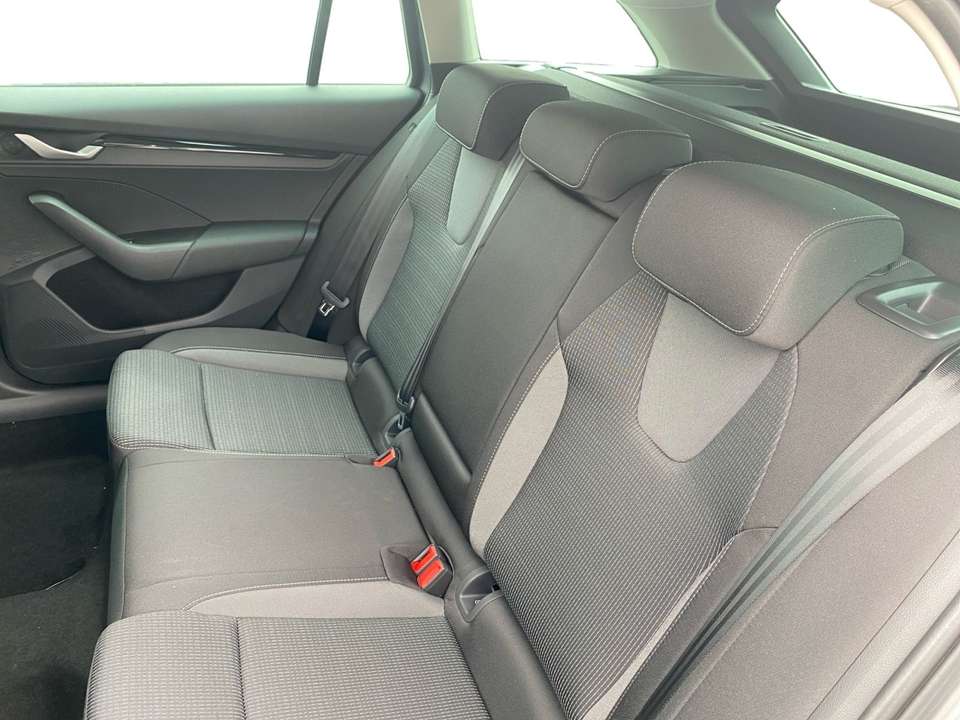 Car picture 9