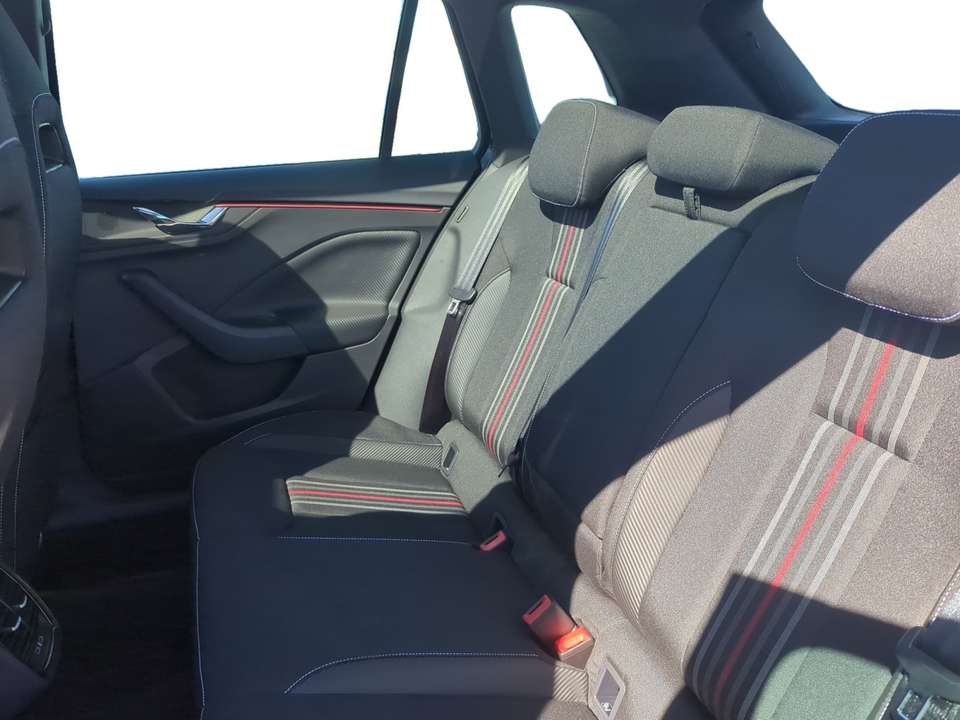 Car picture 9
