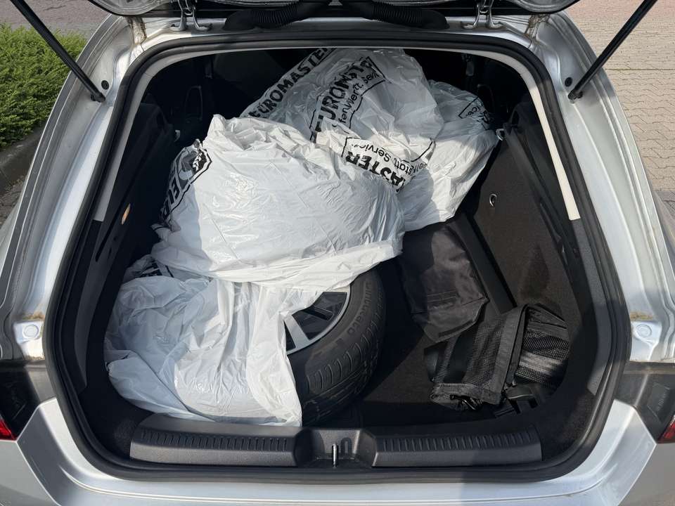 Car picture 5