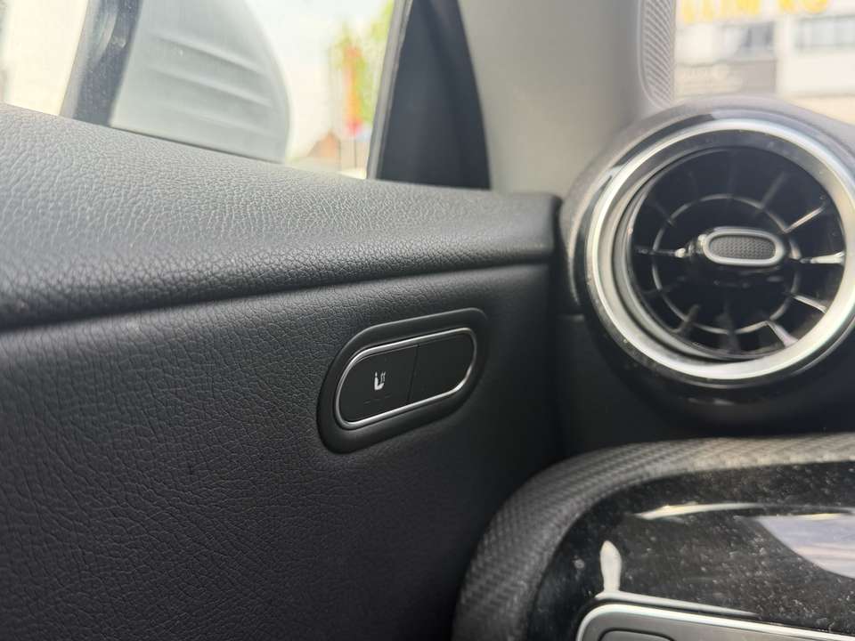 Car picture 11