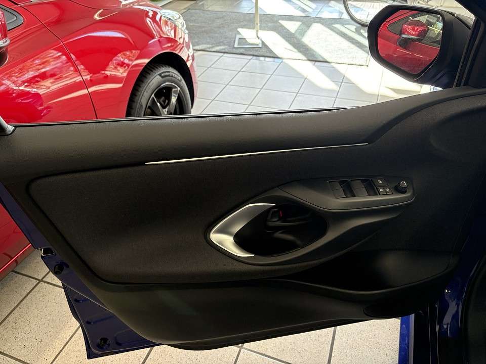 Mazda 2 - Imagem 2