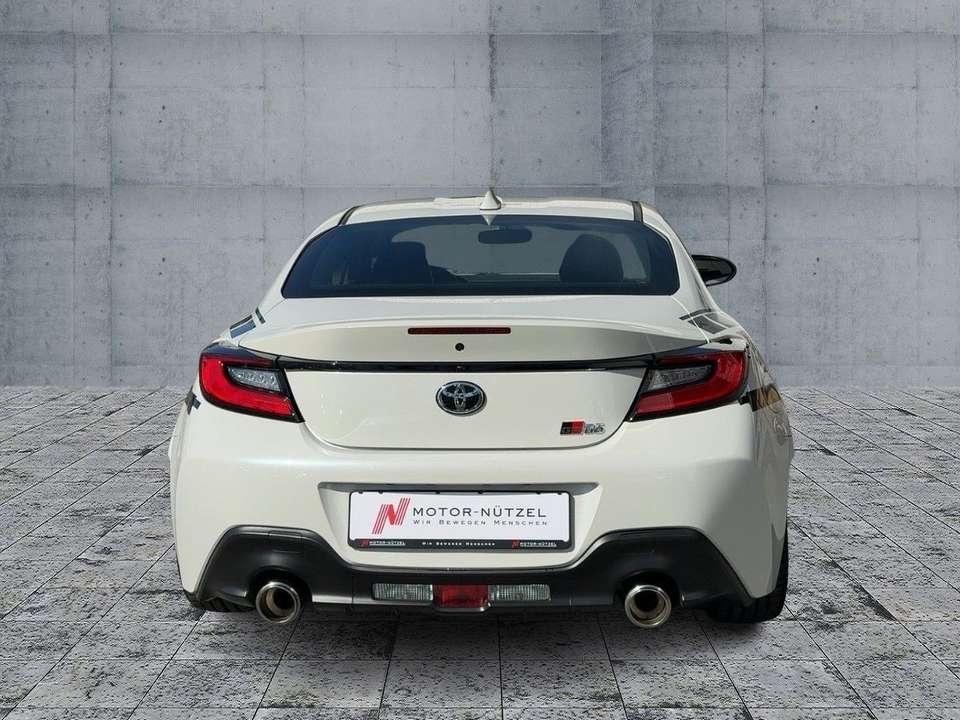 Toyota GR86 - Imagem 5