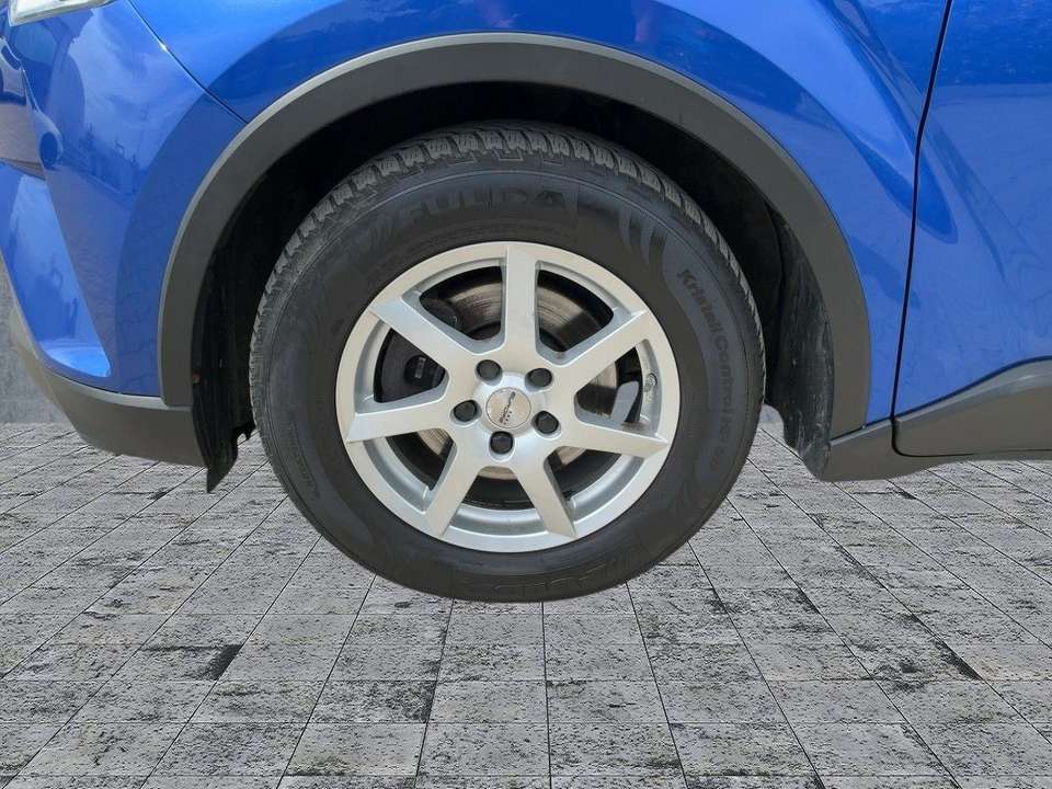 Toyota C-HR - Imagem 8