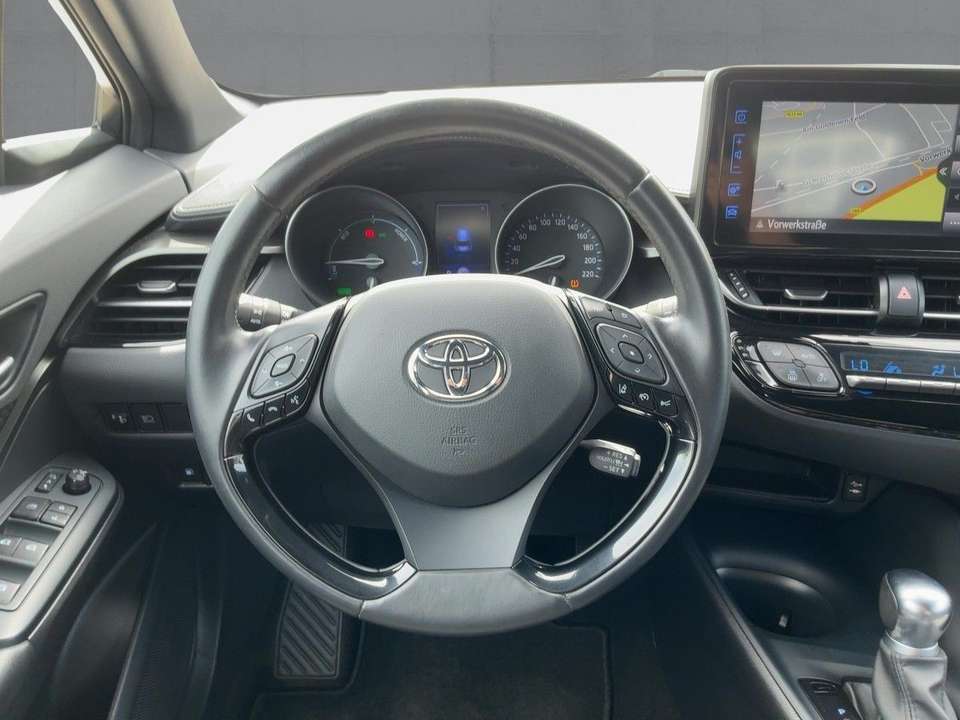 Toyota C-HR - Imagem 10