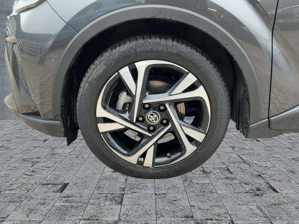 Toyota C-HR - Imagem 8