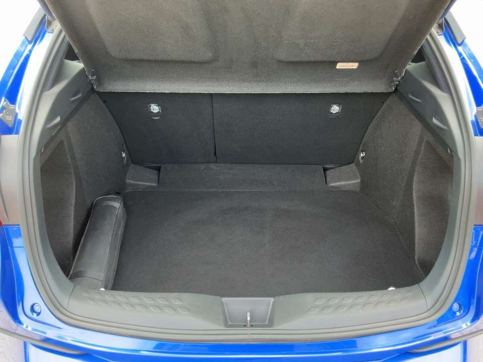 Toyota C-HR - Imagem 14