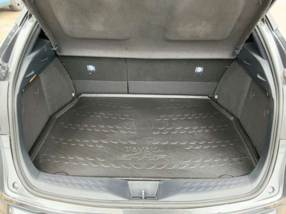 Toyota C-HR - Imagem 14