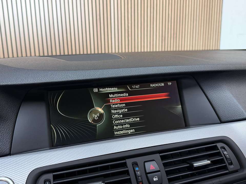 BMW 520 - Imagem 11