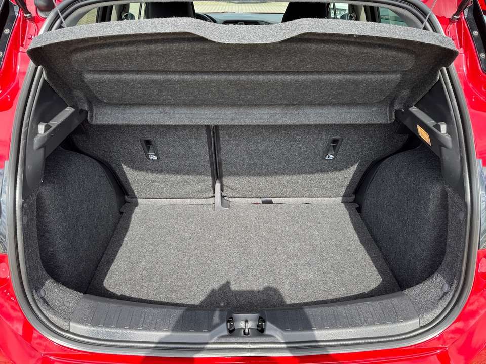 Nissan Micra - Imagem 11