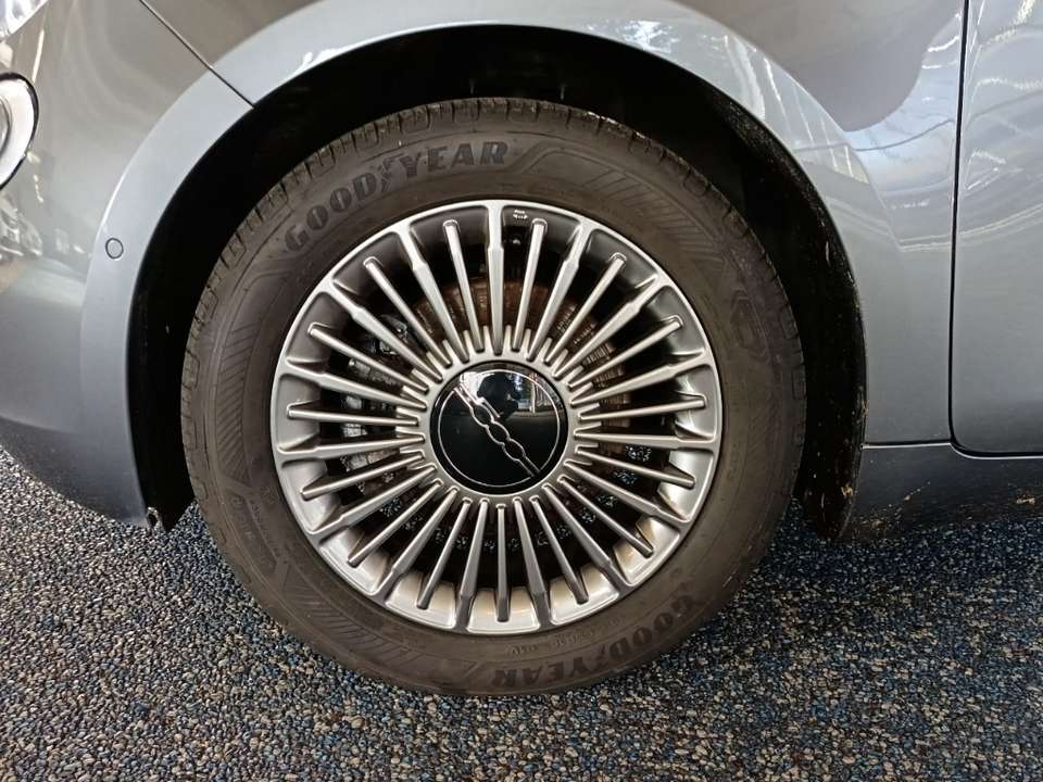 Fiat 500e - Imagem 11
