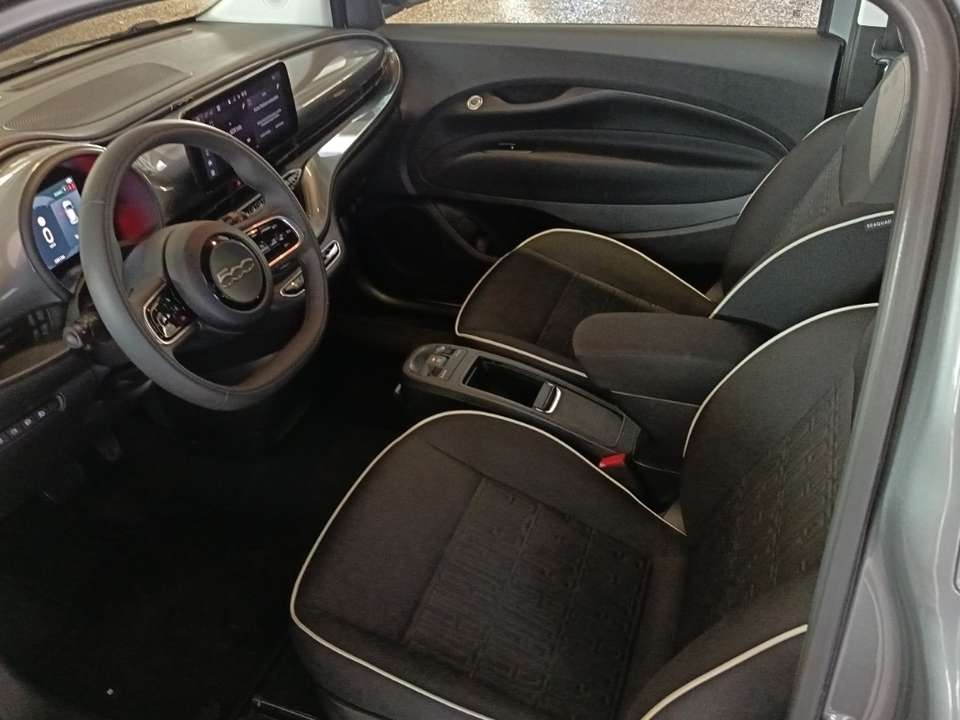Fiat 500e - Imagem 13