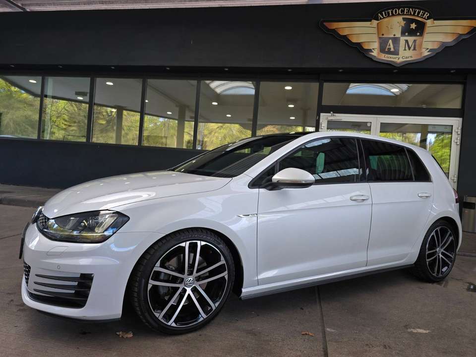 Volkswagen Golf - Imagem 2