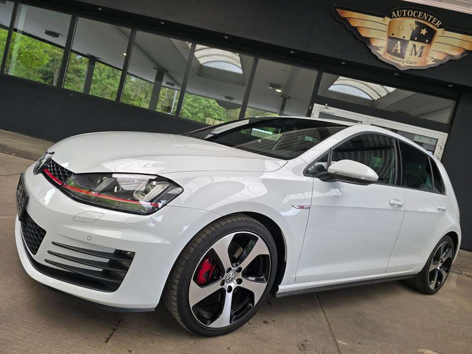 Volkswagen Golf - Imagem 4