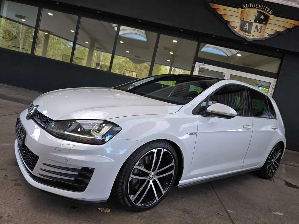 Volkswagen Golf - Imagem 4