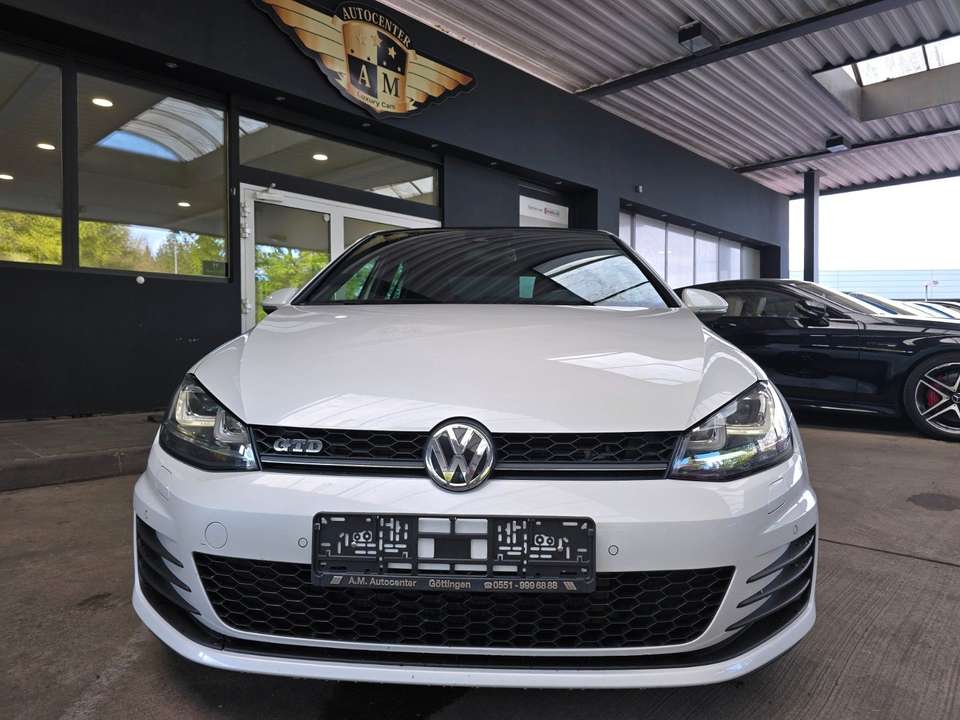 Volkswagen Golf - Imagem 6