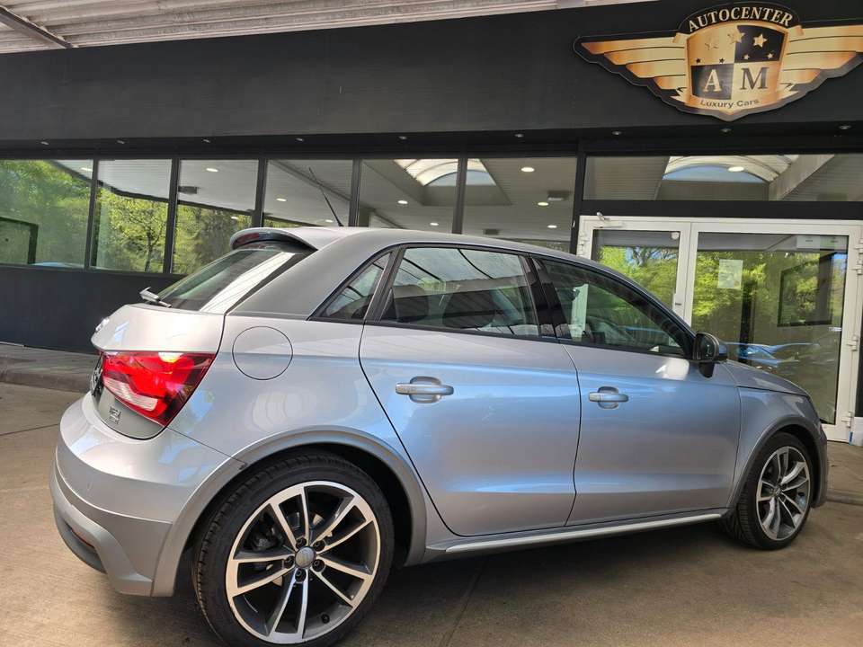 Car picture 11