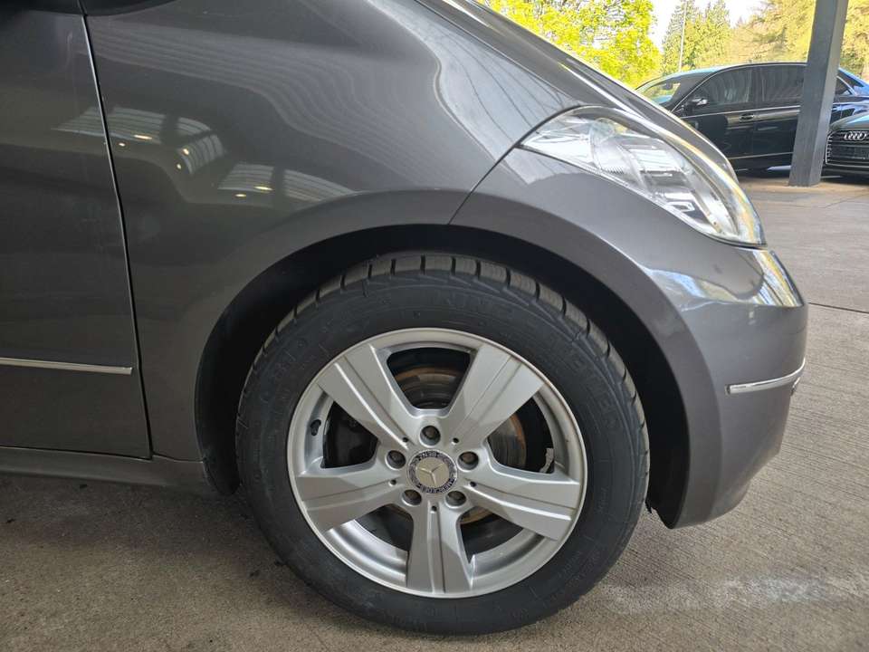 Mercedes-Benz A 180 - Imagem 10