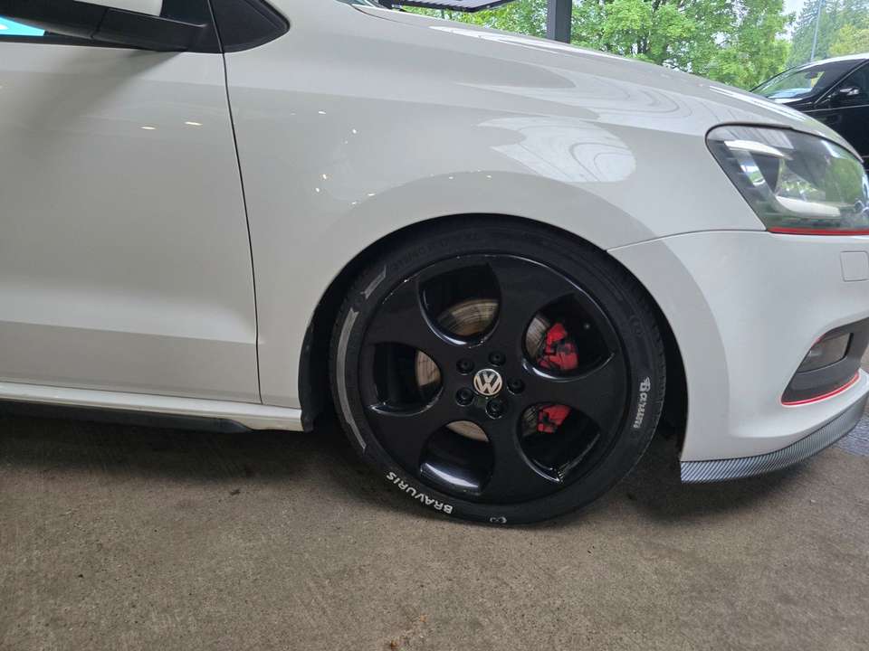 Volkswagen Polo - Imagem 12