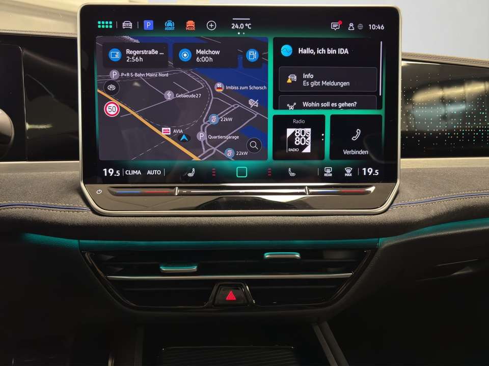 Car picture 11
