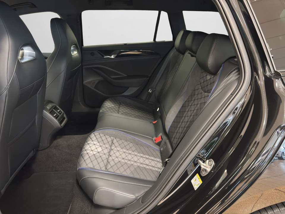 Car picture 14
