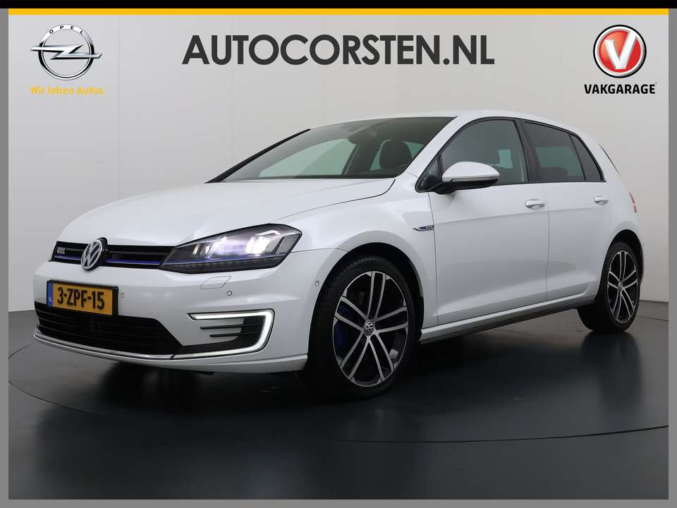 Volkswagen Golf GTE - Imagem 1
