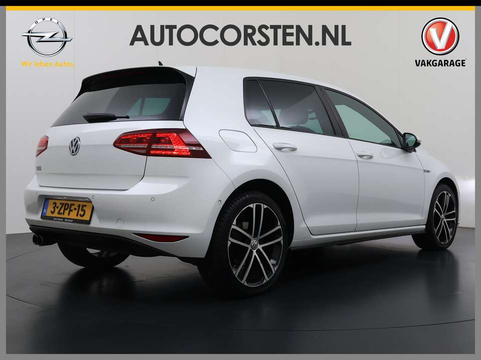 Volkswagen Golf GTE - Imagem 5