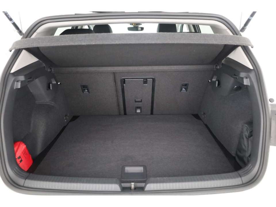 Volkswagen Golf - Imagem 13