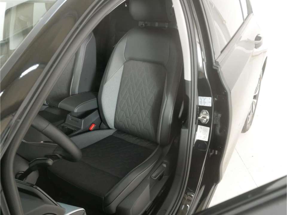 Volkswagen Golf - Imagem 13