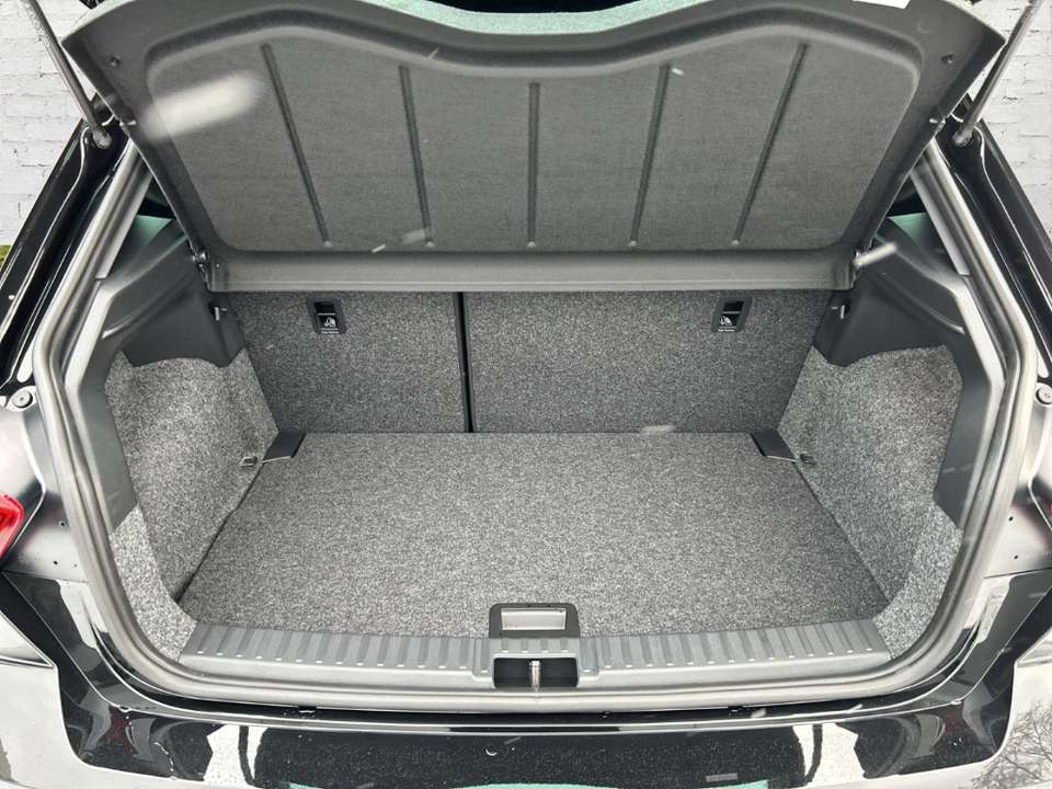 SEAT Ibiza - Imagem 15