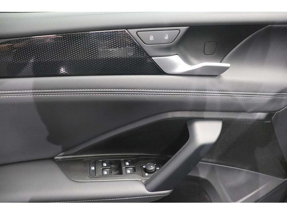 Car picture 12