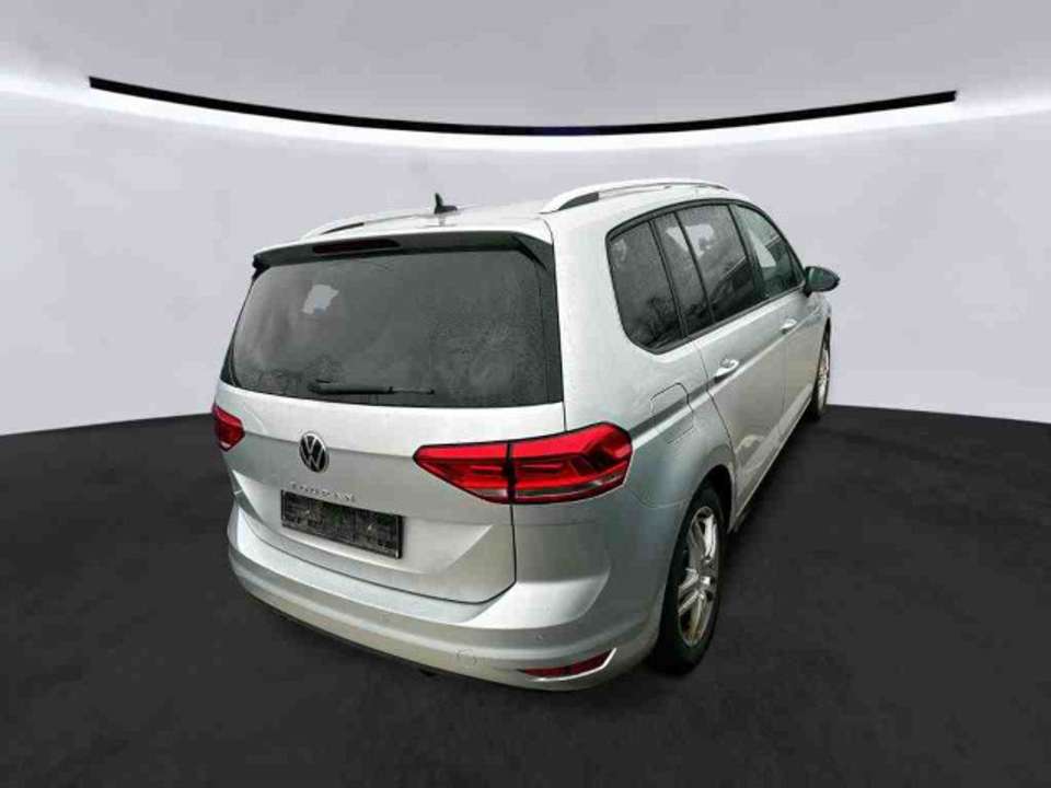 Volkswagen Touran - Imagem 3