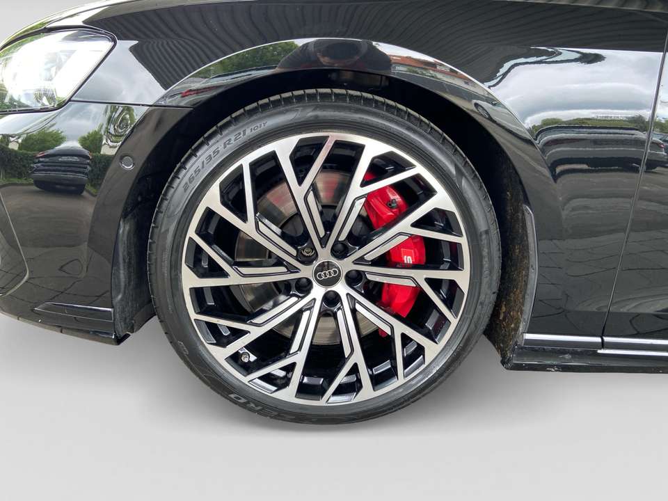 Audi S8 - Imagem 5