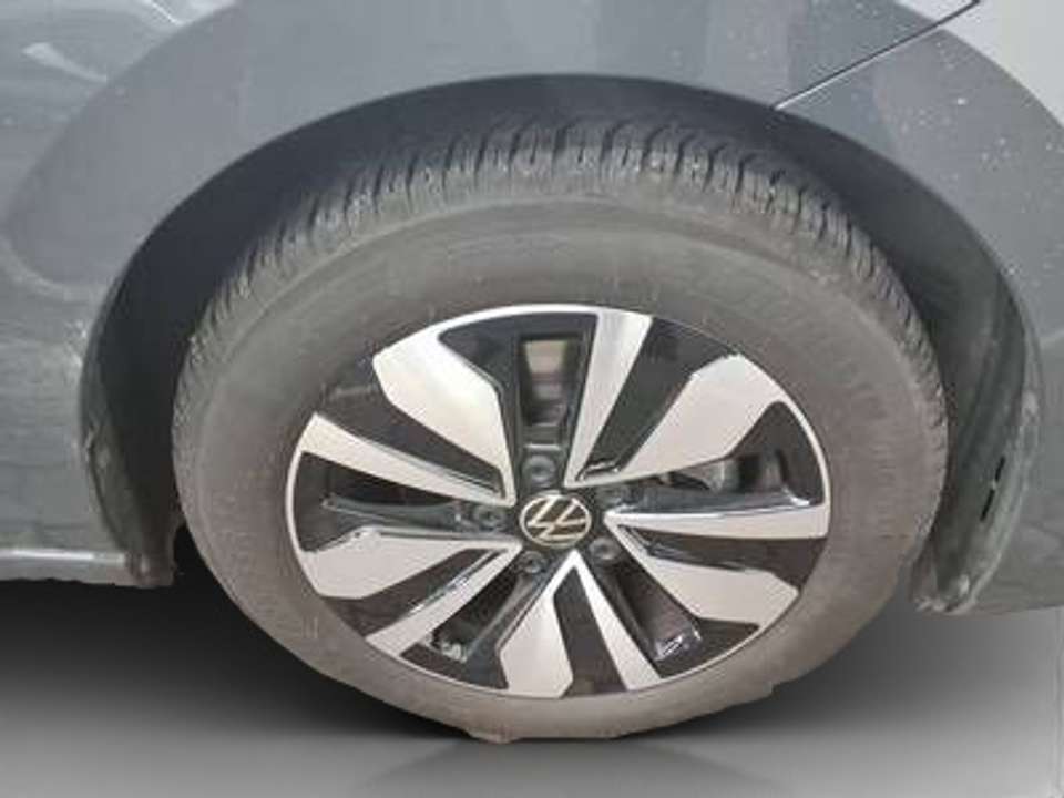 Volkswagen Golf - Imagem 6