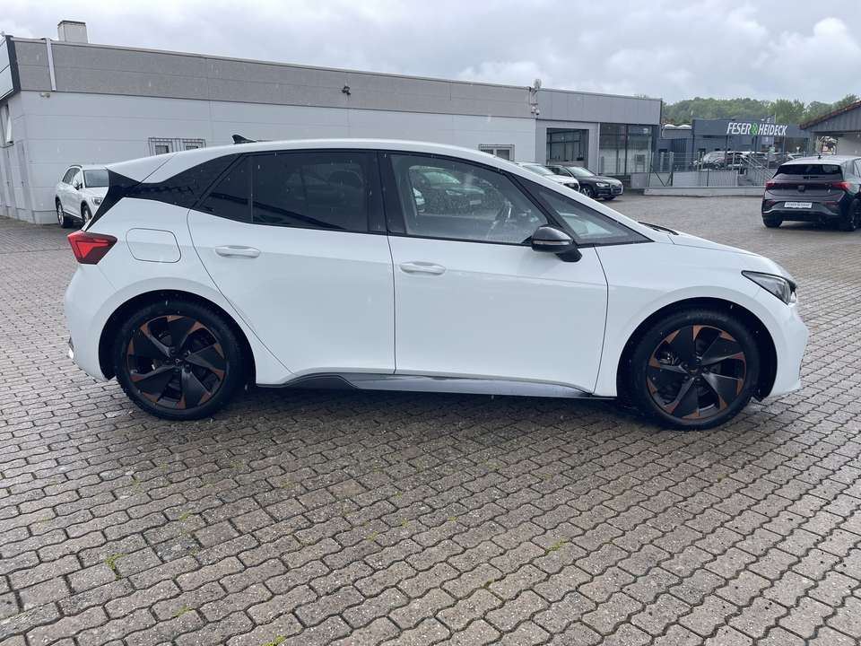 CUPRA Born - Imagem 6