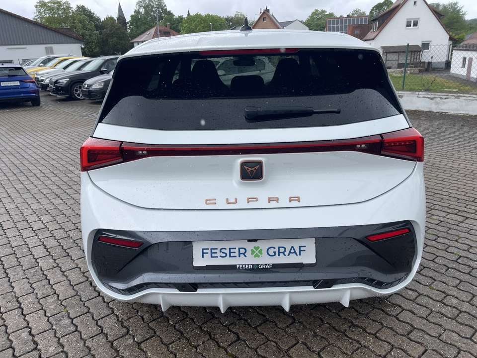 CUPRA Born - Imagem 8