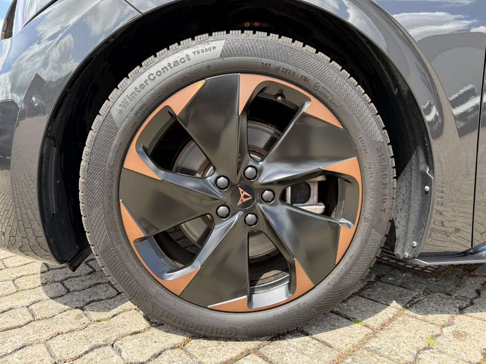 CUPRA Born - Imagem 11