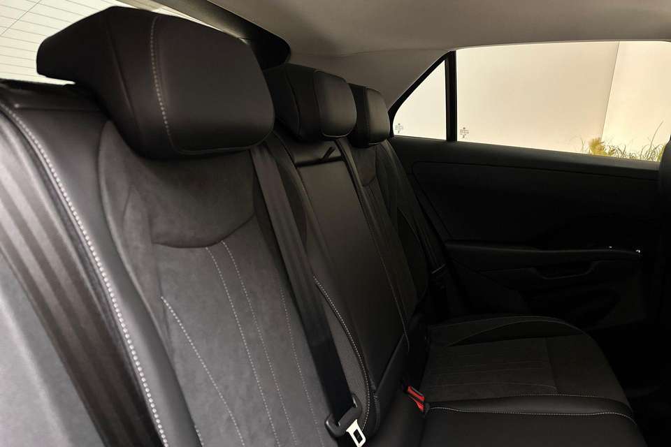 Volkswagen T-Roc - Imagem 12