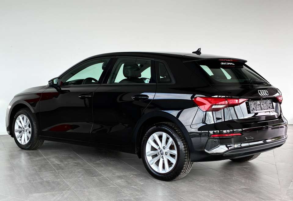 Car picture 9