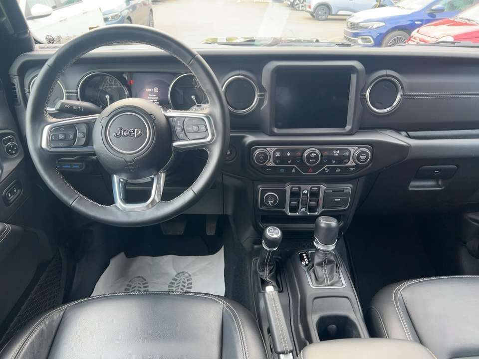 Jeep Wrangler - Imagem 9